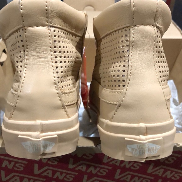 Vans Sk8-Hi Slim Cutout Square Perf Amberlight - Picture 4 of 7